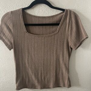 Women’s crop neck square neck